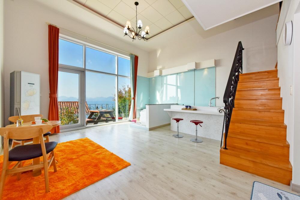 Namhae Bluemare Pension Exterior photo
